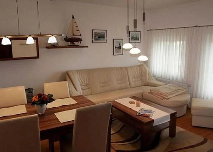 아파트 Rn_ferienwohnungsvermietung _ Obje